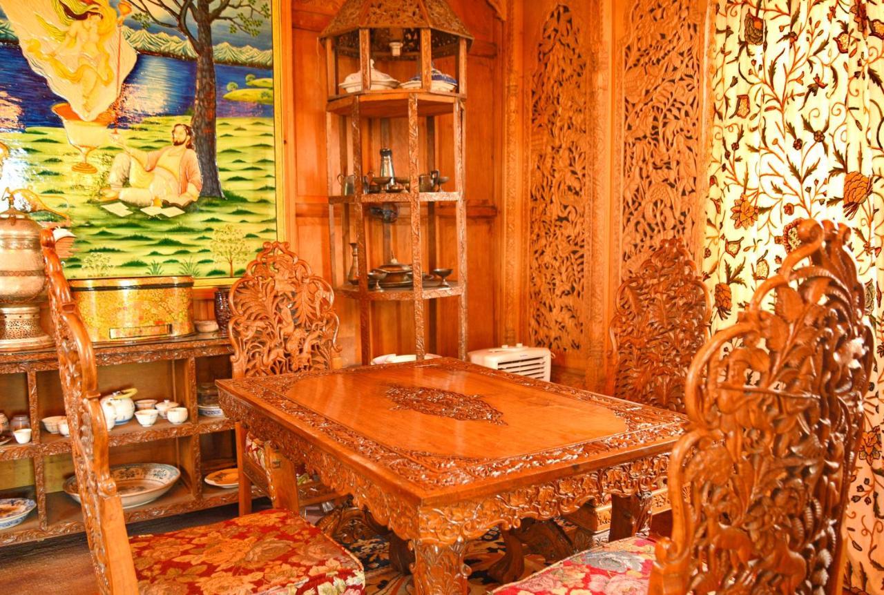 Srīnagar 德莱拉船屋酒店 外观 照片